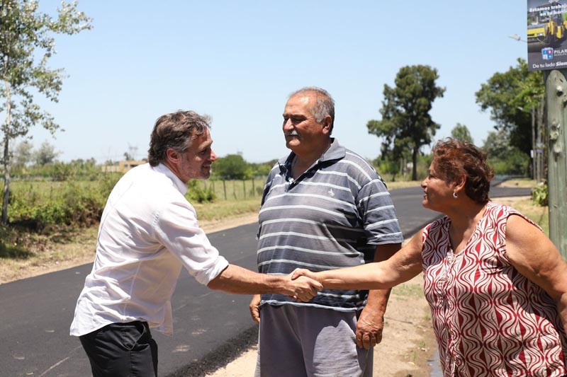 Achával recorrió las nuevas obras de pavimentos que se están realizando en Fátima