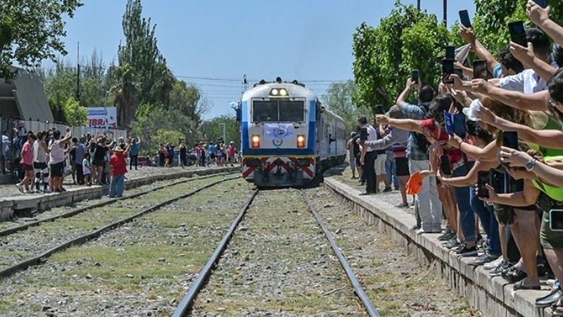 Pilar a Mendoza. Desde abril se podrá viajar en tren