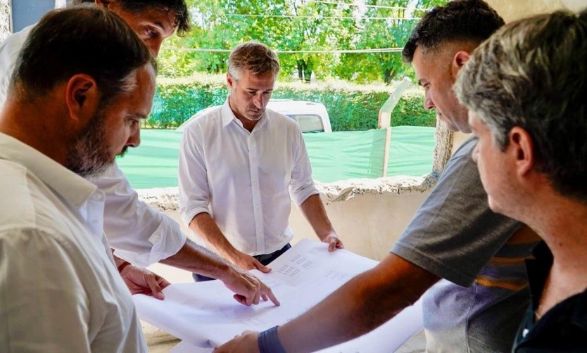 Achával recorrió la obra de la Escuela Secundaria N°36 en Villa del Carmen, Del Viso