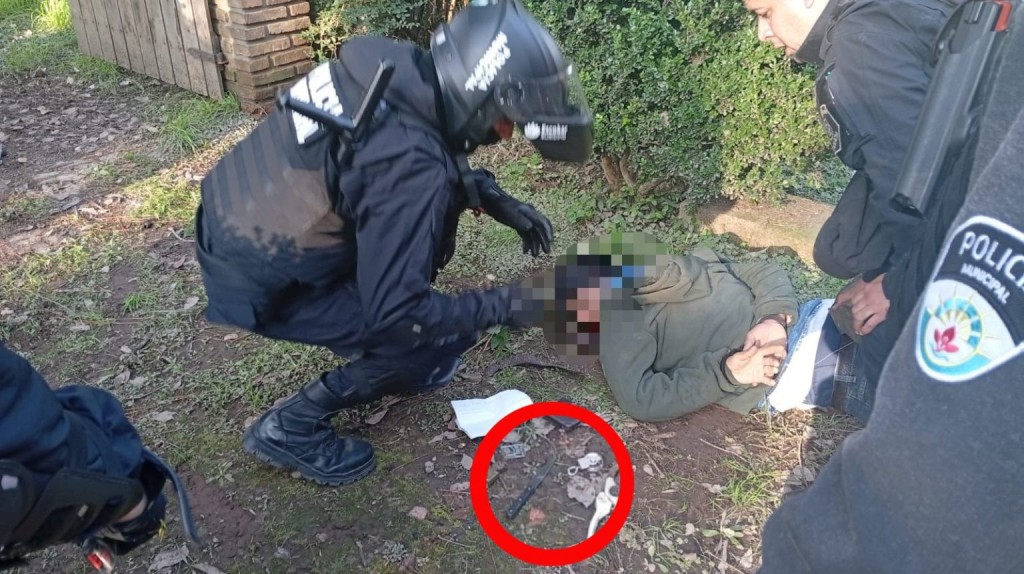 Dos disparos de Byrna: La Policía Municipal evitó un robo y redujo a un delincuente usando armas no letales