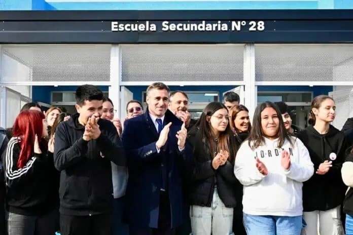 Achával inauguró la Secundaria N° 28: “Una escuela es siempre un lugar que transforma”