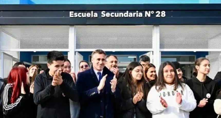 Achával inauguró la Secundaria N° 28: “Una escuela es siempre un lugar que transforma”